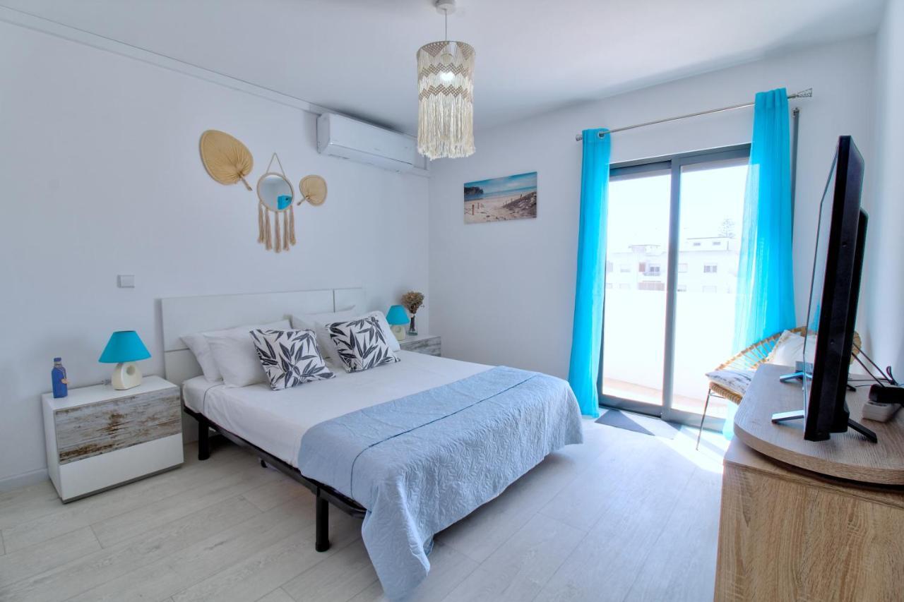 Center Location, Ac, Swimming Pool, And Parking Apartment Olhão Exterior photo